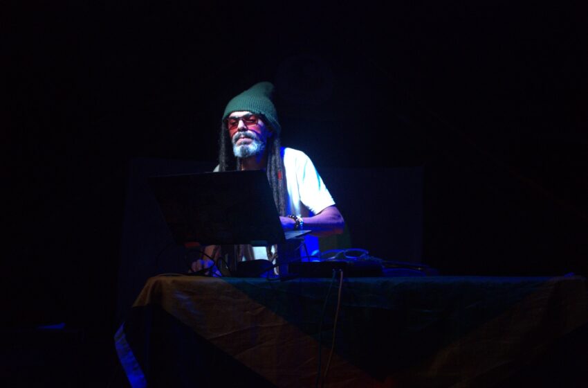 Quinta Reggae recebe Radiola Jamaicana nesta quinta (17) com noite dedicada ao reggae e à cultura sound system