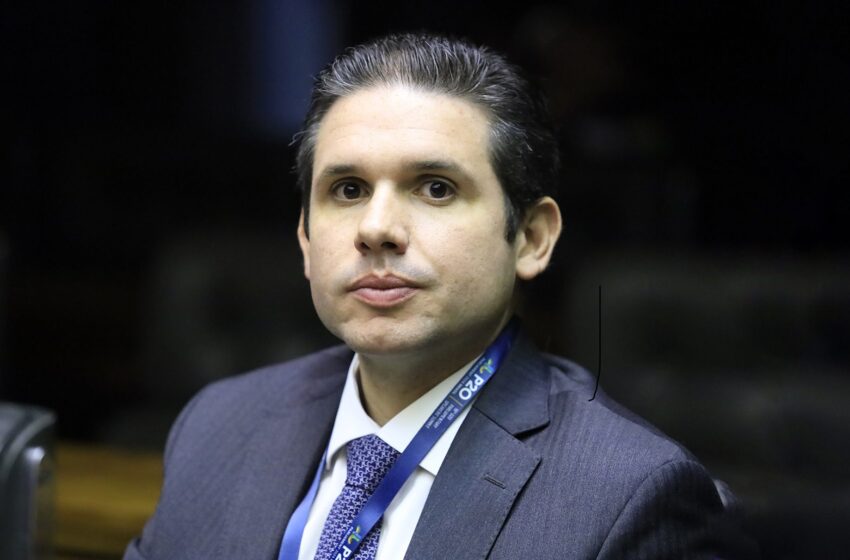 Presidente Motta entra na guerra de Trump com Lula; entenda