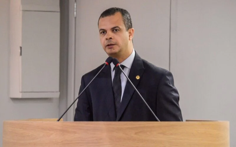 Jutay Meneses confirma permanência no Republicanos e anuncia comissão para definir chapa proporcional de 2026