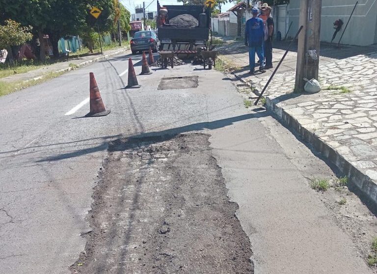  Quase 40 Bairros de João Pessoa Recebem Serviços de Manutenção da Seinfra