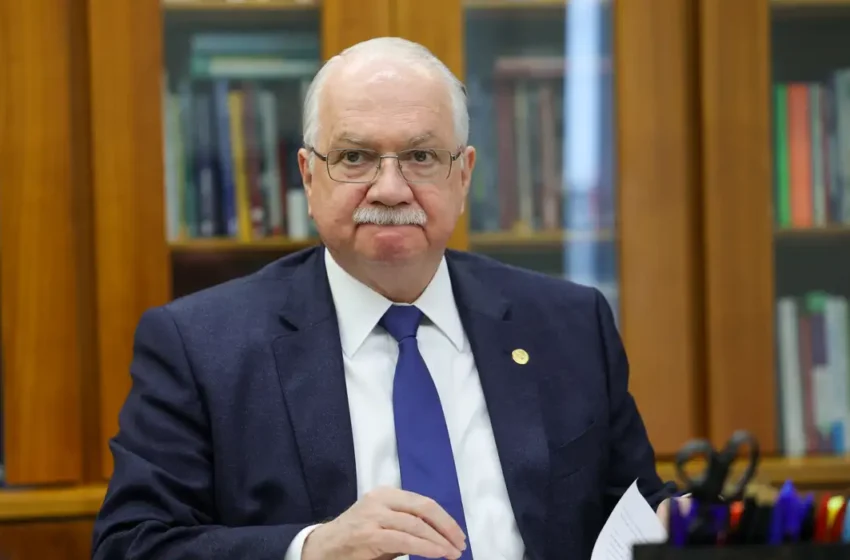 Edson Fachin é escolhido presidente do STF; Alexandre de Moraes será vice