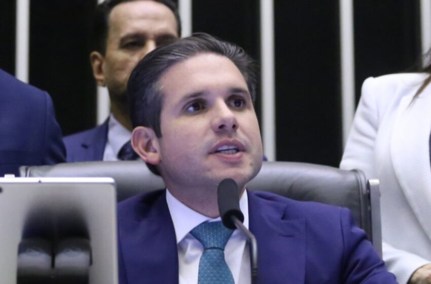 Hugo Motta descarta apoio a anistia “ampla, geral e irrestrita” para envolvidos em 8 de janeiro