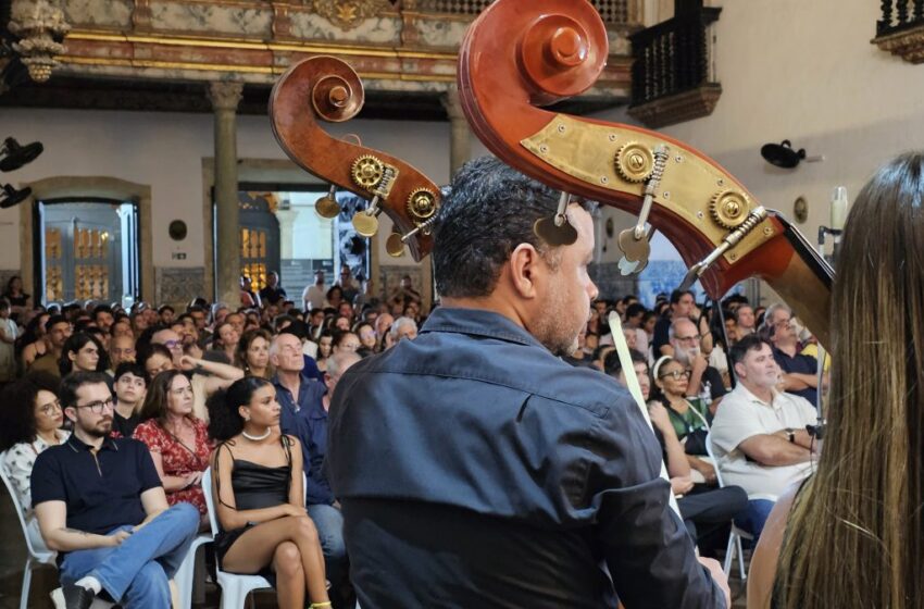  Orquestra Sinfônica de João Pessoa terá regência do maestro Carlos Dourthé, nesta sexta-feira