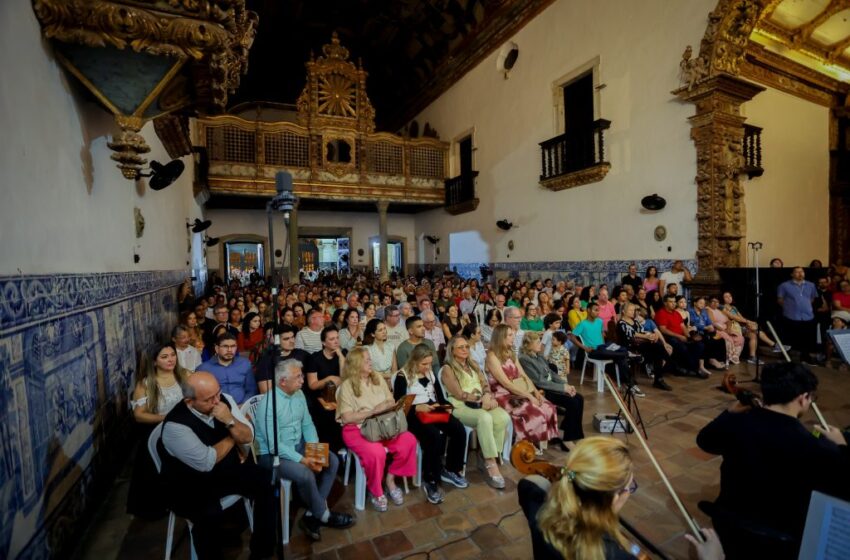 Público lota Centro Cultural São Francisco em concerto especial da Orquestra Sinfônica de João Pessoa
