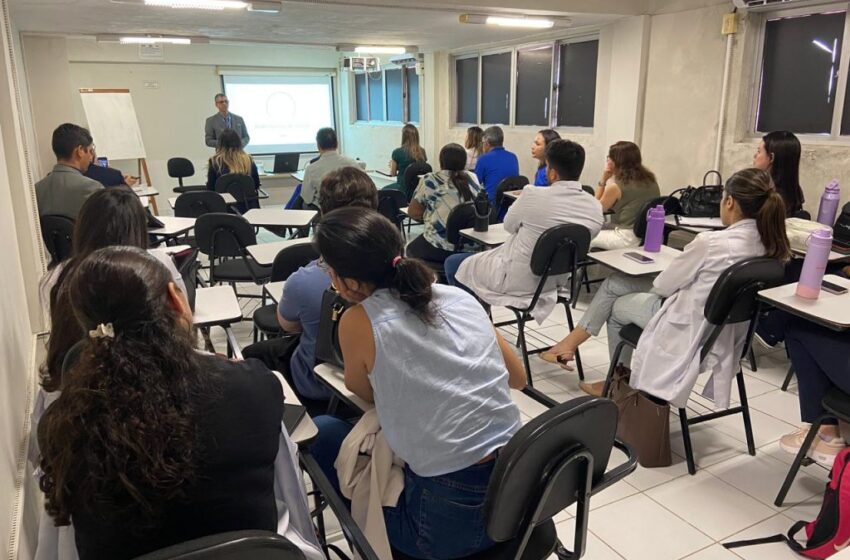 Palestra no Hospital Municipal Santa Isabel discute tratamento médico em pacientes Testemunhas de Jeová