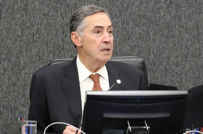  Barroso defende políticas afirmativas no Judiciário em sua última sessão no CNJ