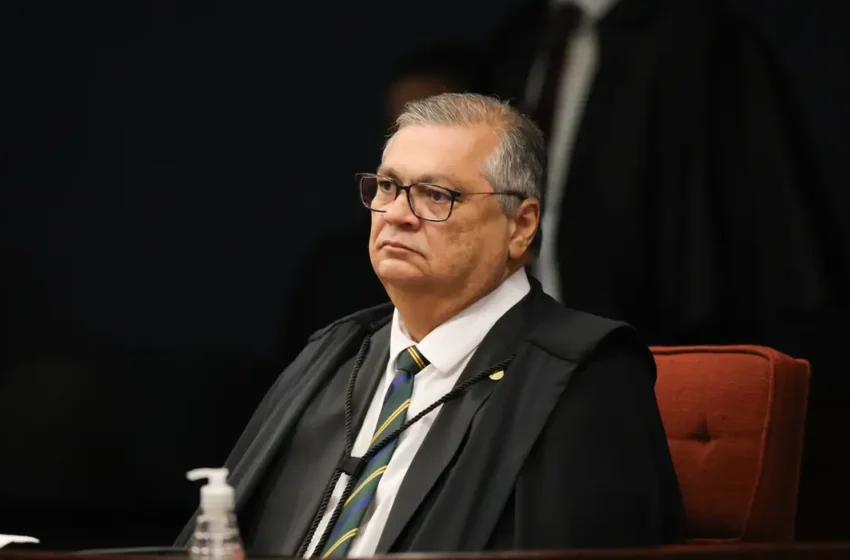  PF vê ligação entre ameaças virtuais a Flávio Dino e milícias digitais investigadas pelo STF