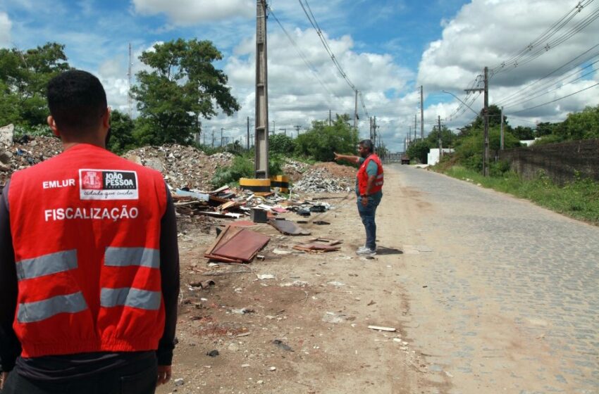  Emlur firma parceria com Crea-PB para troca de informações sobre demolições