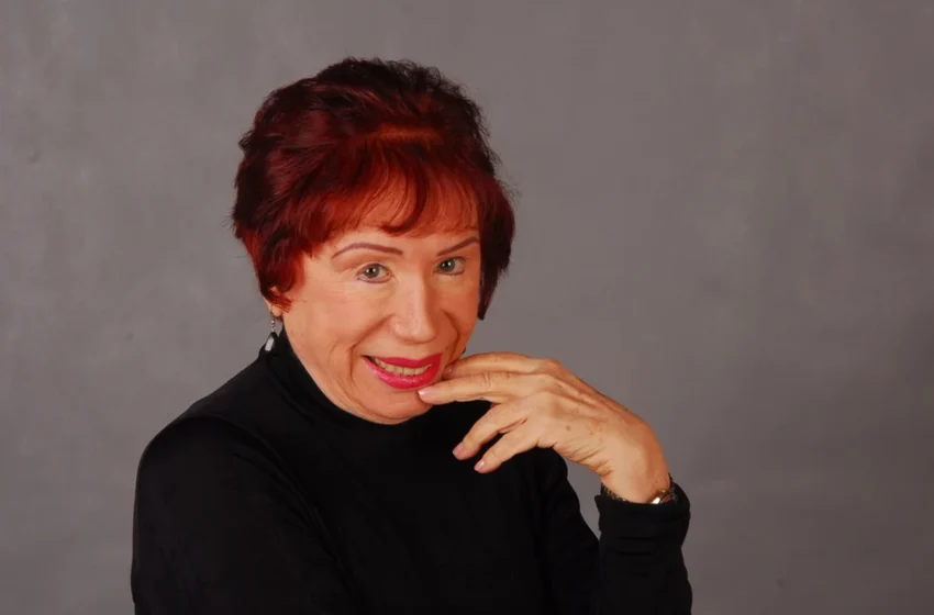  Morre aos 99 anos a atriz e comediante Berta Loran, no Rio de Janeiro