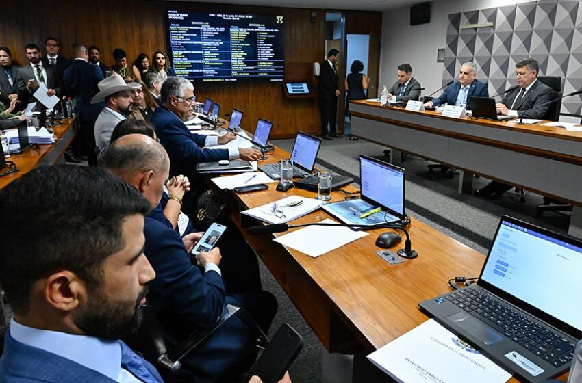 CPMI do INSS aprova pedido de prisão preventiva de 21 suspeitos de fraudes contra aposentados
