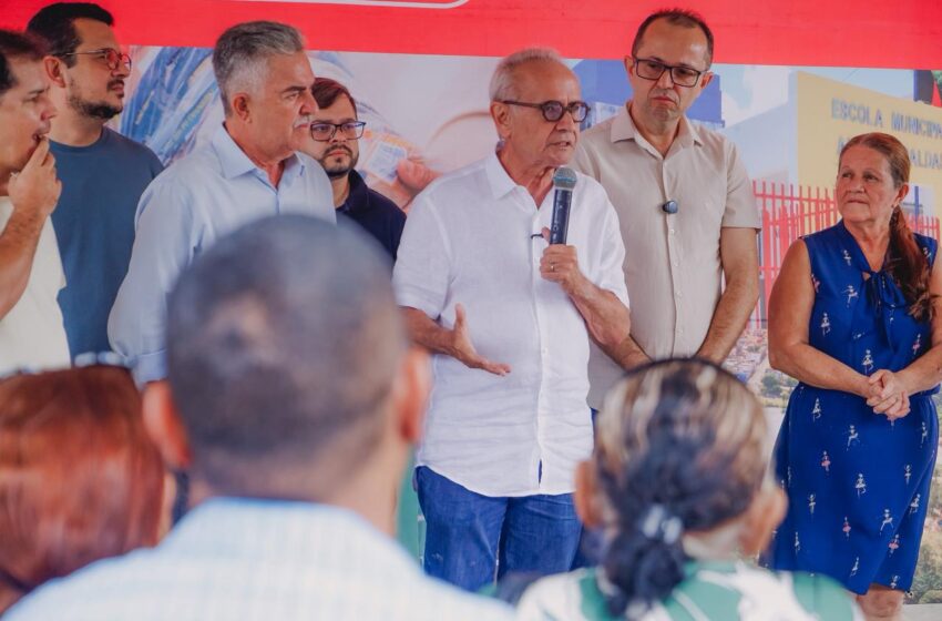  Gestão Municipal autoriza pavimentação de 11 ruas e anuncia 100% de cobertura no Bairro das Indústrias