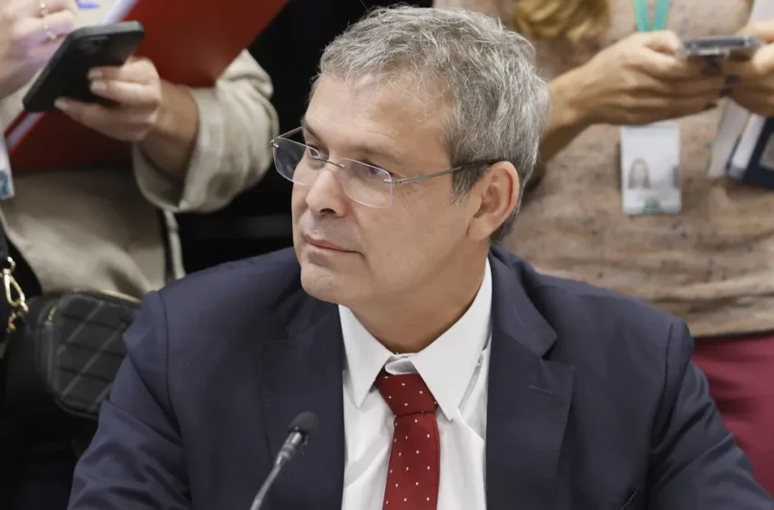  Deputado do PT aciona STF para suspender PEC que dificulta prisão de parlamentares