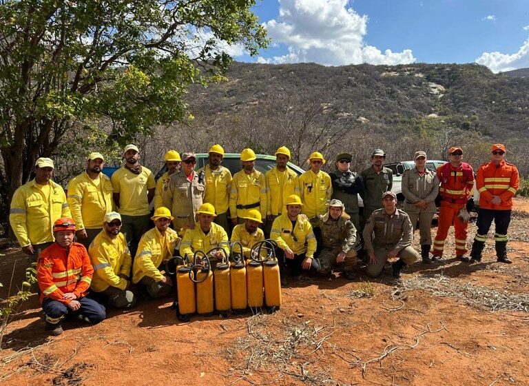  Força-tarefa conclui ações de combate a incêndios na Serra do Cruzeiro e no Parque Nacional da Serra do Teixeira