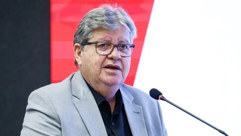  Senado PB: em cenário sem representante do grupo Cunha Lima, João lidera isolado e Queiroga já chega a 12% Veja todos os cenários da Real Time Big Data