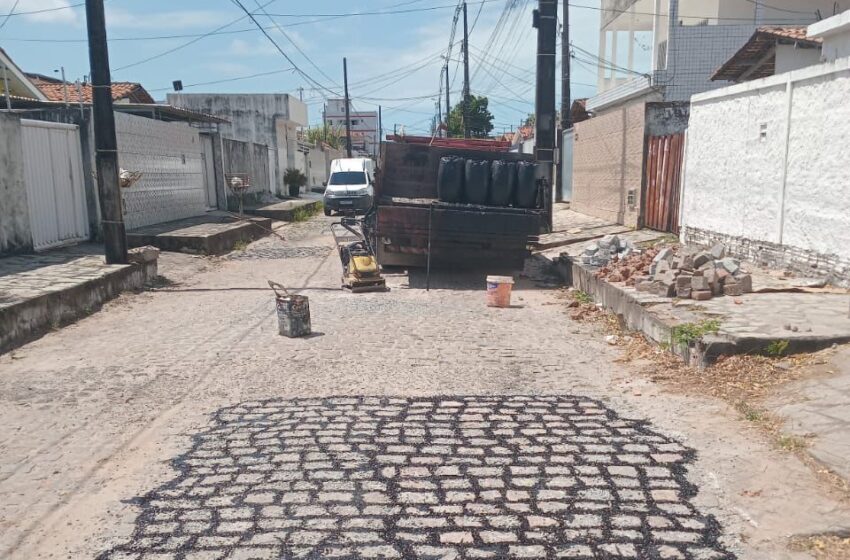  Operação Tapa-Buraco da Seinfra chega à 43 bairros de João Pessoa no início desta semana