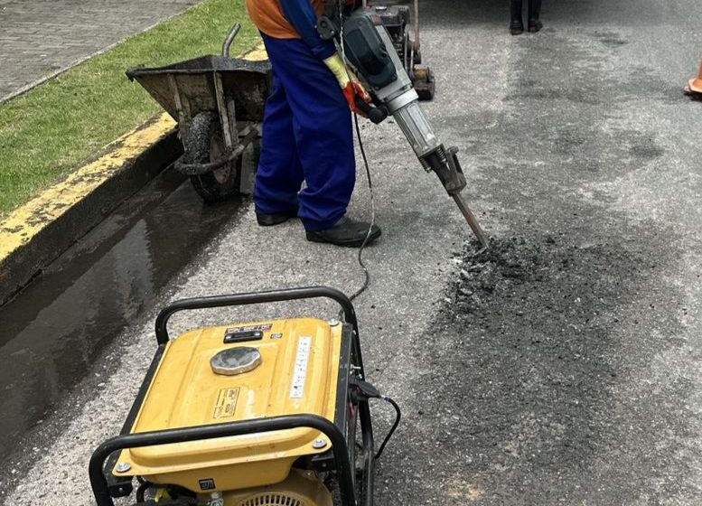  Operação Tapa-Buraco da Seinfra realizará intervenções em 45 bairros nesta quinta-feira (04)