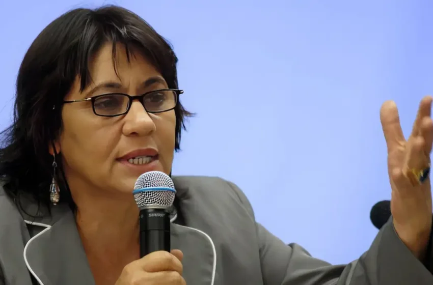  Tereza Cruvinel defende fortalecimento da comunicação pública em novo livro