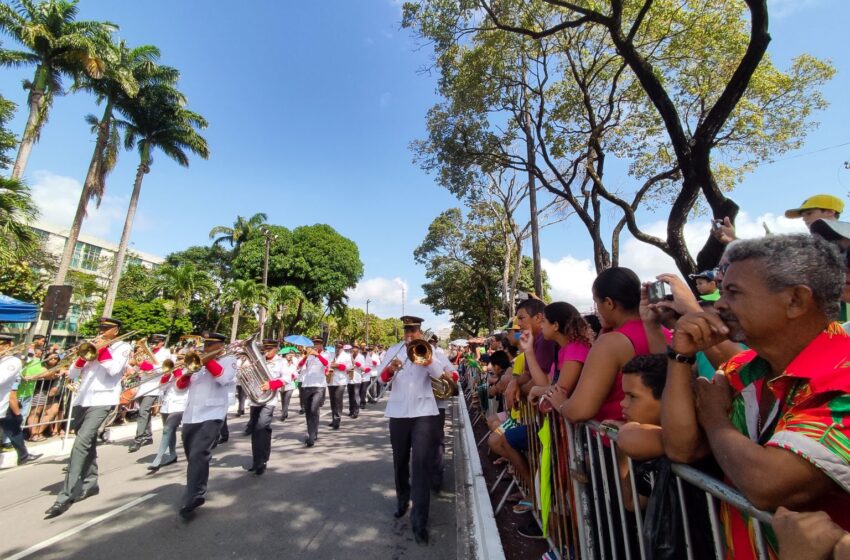 Desfile Cívico-Militar reúne diversos órgãos da Prefeitura de João Pessoa em homenagem à cidade