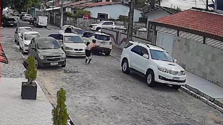  Homicídio em Jaguaribe: Acusado de Matar Homem com 50 Tiros é Capturado em João Pessoa