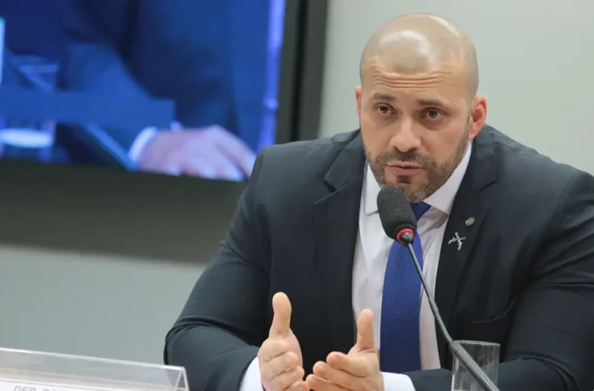  Alexandre de Moraes autoriza progressão de regime para Daniel Silveira