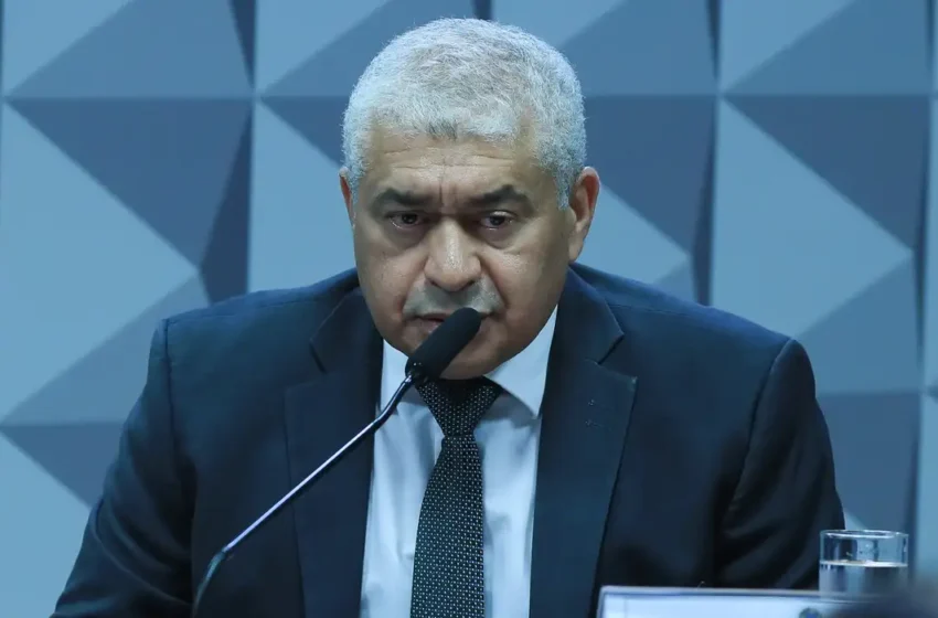  Presidente da CPMI do INSS critica PGR e mantém decisão de prender economista por falso testemunho