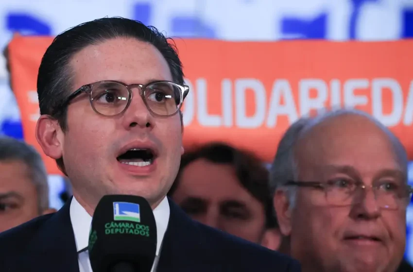  Congresso debate projeto de anistia a golpistas de 8 de janeiro