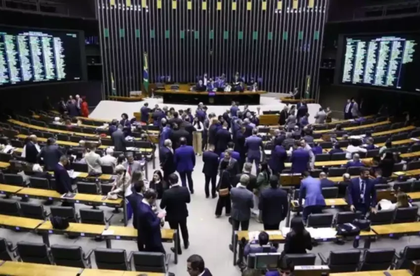  PEC da Blindagem enfrenta resistência na Câmara após reunião de líderes sem acordo