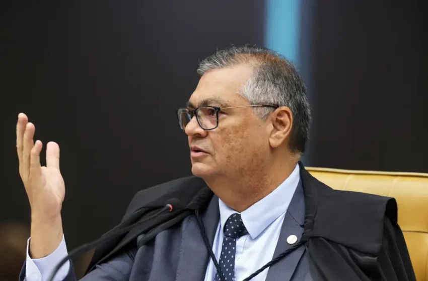  Flávio Dino Afirma Que Crimes de Bolsonaro Não Podem Ser Perdonados: ‘Não São Passíveis de Anistia’