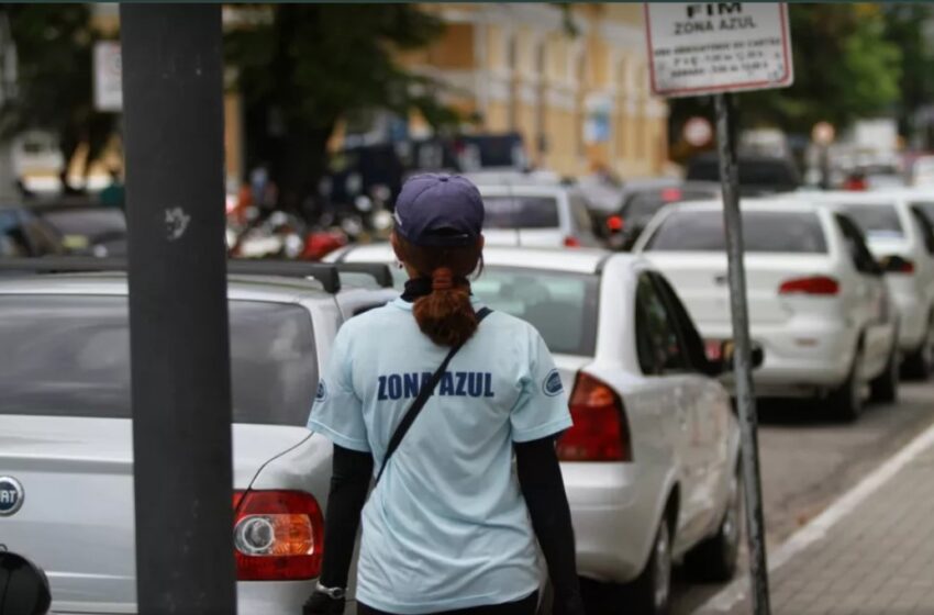  Zona Azul começa a cobrar motoristas em João Pessoa nesta segunda-feira: Cobrança se inicia pelo Setor Comercial e tarifa pode chegar a R$ 6 em apenas duas horas