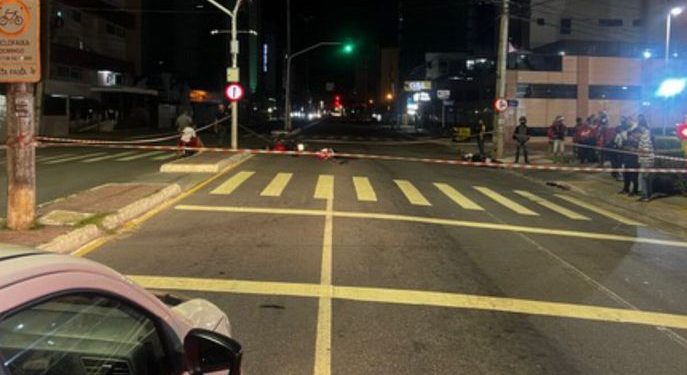  Motociclista fica ferido em acidente na Avenida Epitácio Pessoa, em João Pessoa