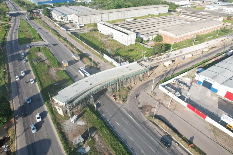Tráfego na BR-101 terá alteraçãoes por obras de viaduto no Bairro das Indústrias
