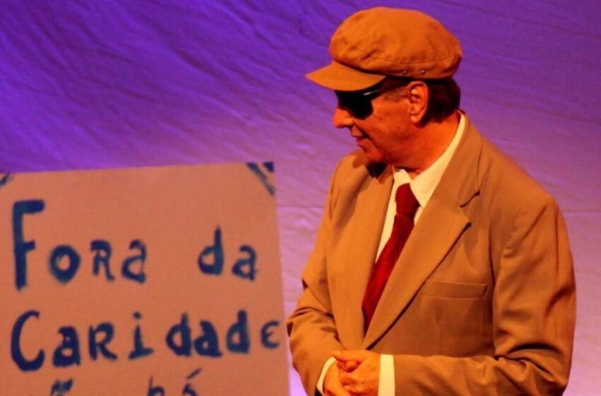 Renato Prieto apresenta espetáculo sobre Chico Xavier em João Pessoa neste sábado (18)
