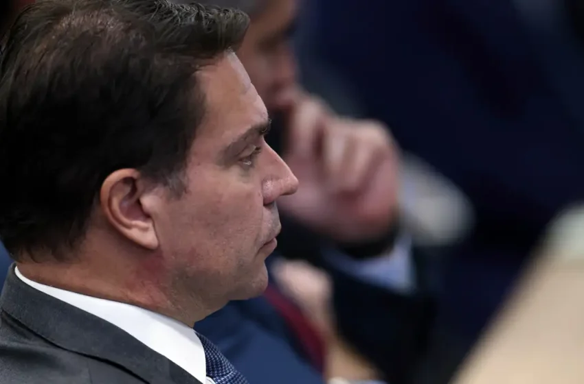  PT aciona STF e Câmara para investigar saída de Ramagem do país apesar de restrições