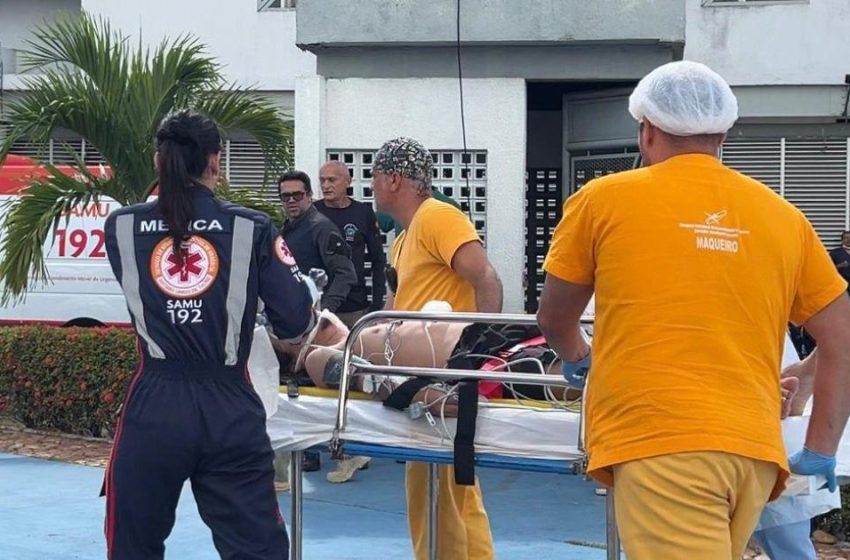  Homem é resgatado após se afogar na praia de Gramame, em João Pessoa