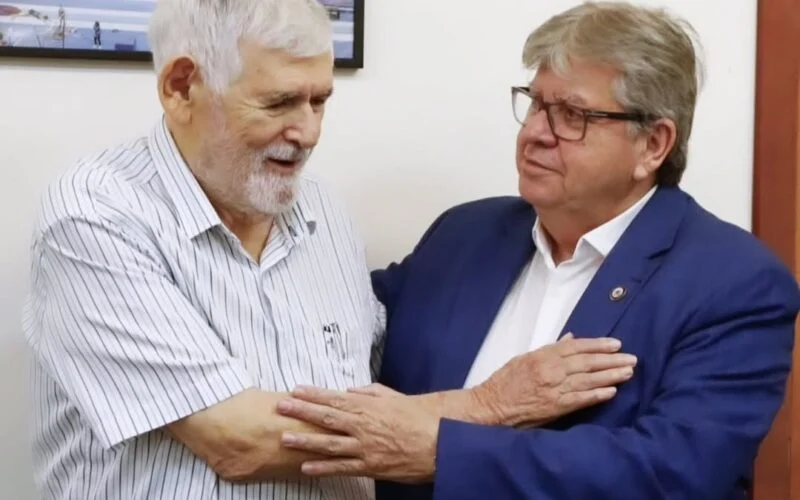  Luiz Couto declara apoio à pré-candidatura de João Azevêdo ao Senado em 2026