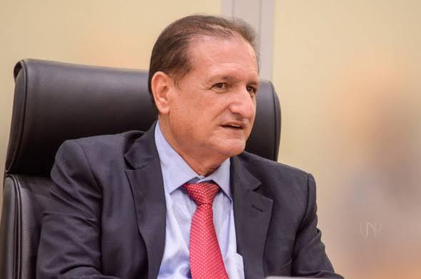  Depois de sinalizar saída em meio à crise interna, Hervázio Bezerra volta atrás e confirma permanência no PSB