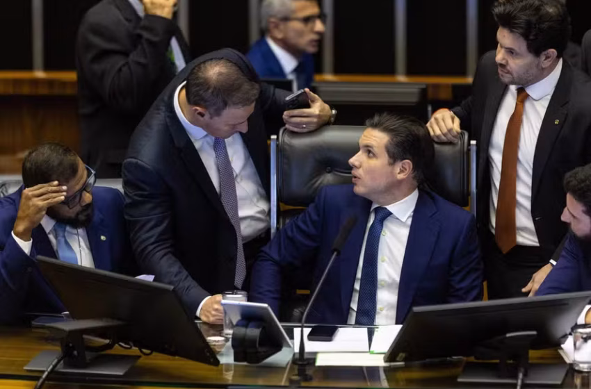  Presidente da Câmara reforça defesa do PL Antifacção e diz que projeto atende clamor por segurança