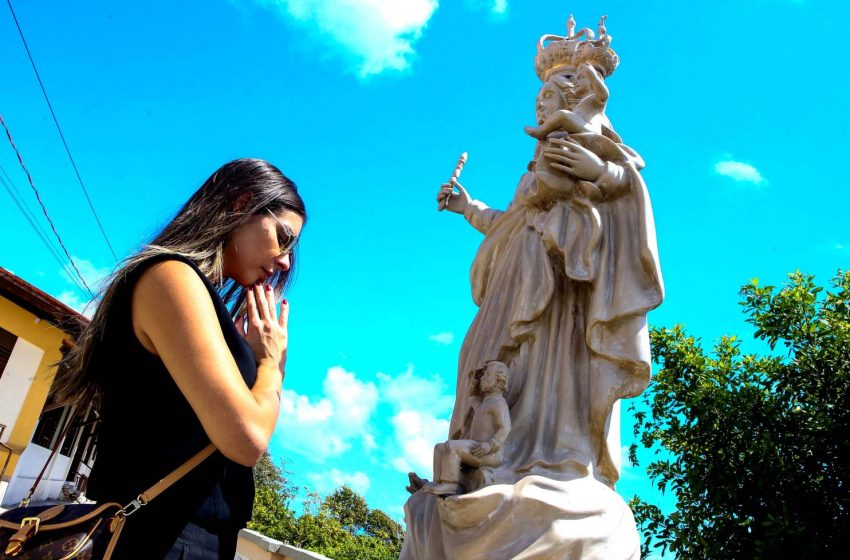  Romaria da Penha reúne milhares de fiéis neste sábado em João Pessoa