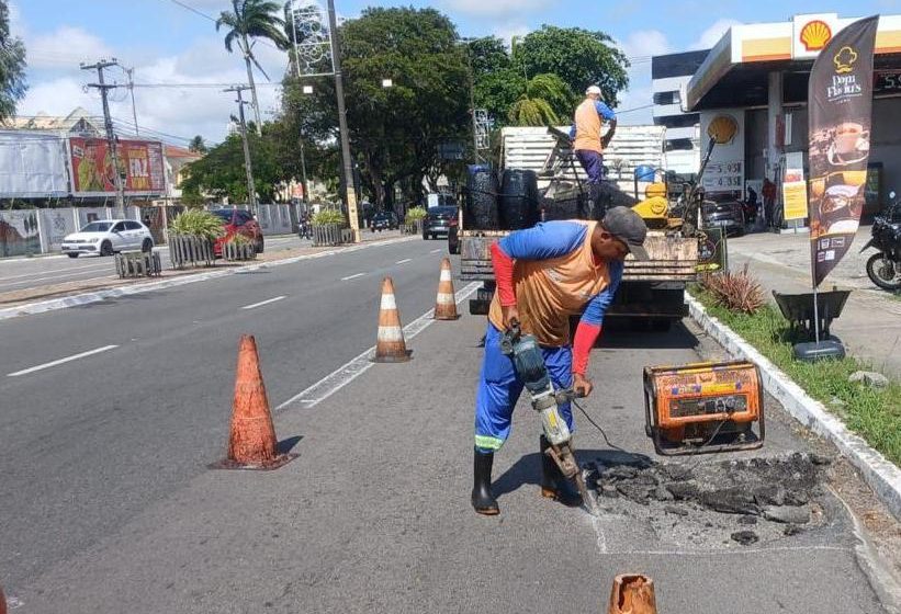  Trinta bairros da Capital recebem operação tapa-buraco nesta segunda-feira (17)