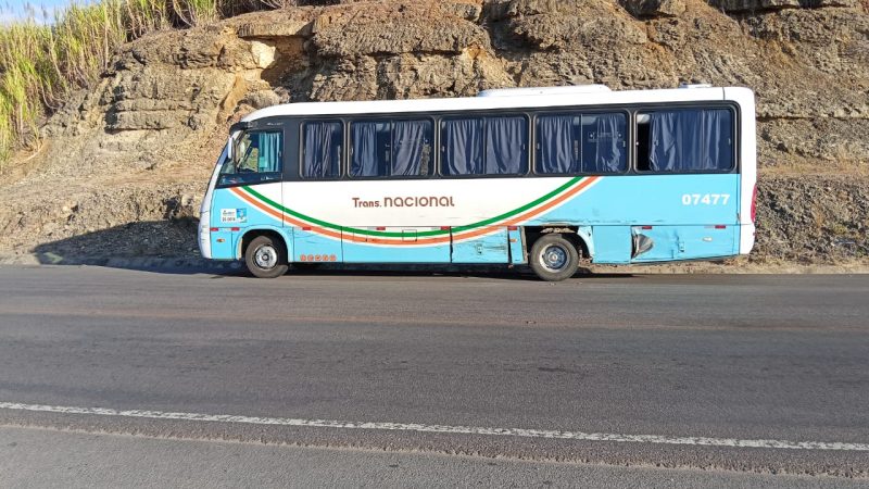  Colisão entre ônibus e carro deixa um morto e três feridos em Caaporã, Litoral Sul da Paraíba