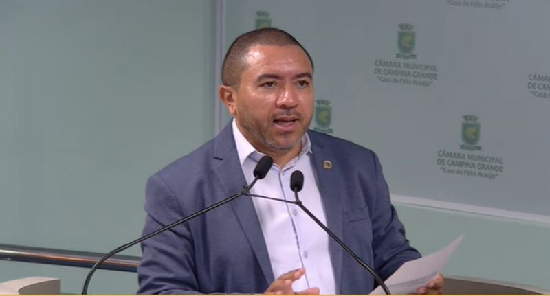  Vereador cobra rompimento de contrato da Prefeitura com a Cagepa após falhas no abastecimento