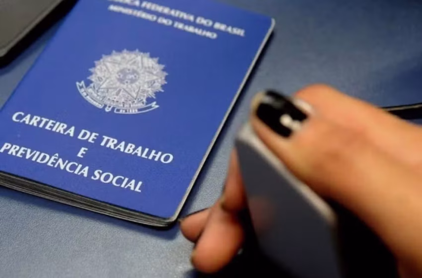  Brasil chega a menor taxa de desemprego da história Governo Lula comemora; entenda