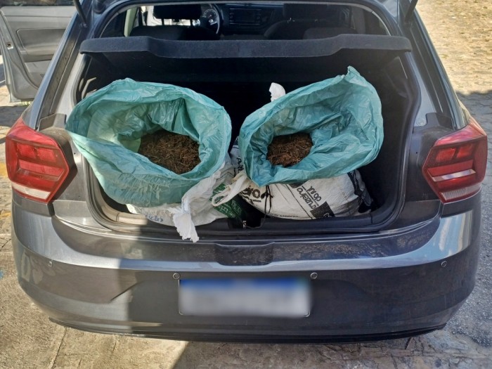  PRF apreende mais de 19 kg de droga e prende homem por tráfico na Paraíba