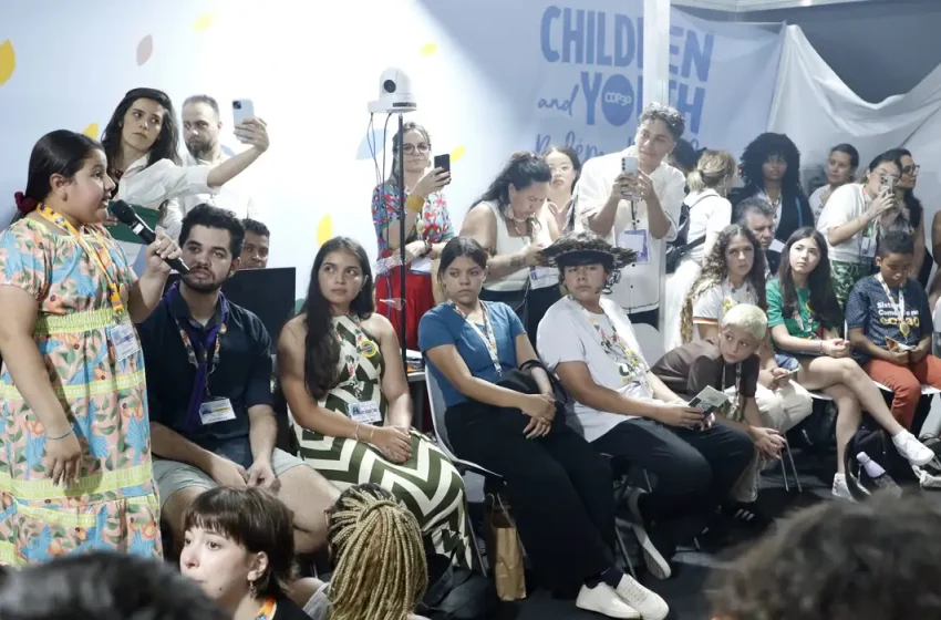 Crianças e jovens levam suas vozes à COP30 em Belém e cobram ações climáticas imediatas