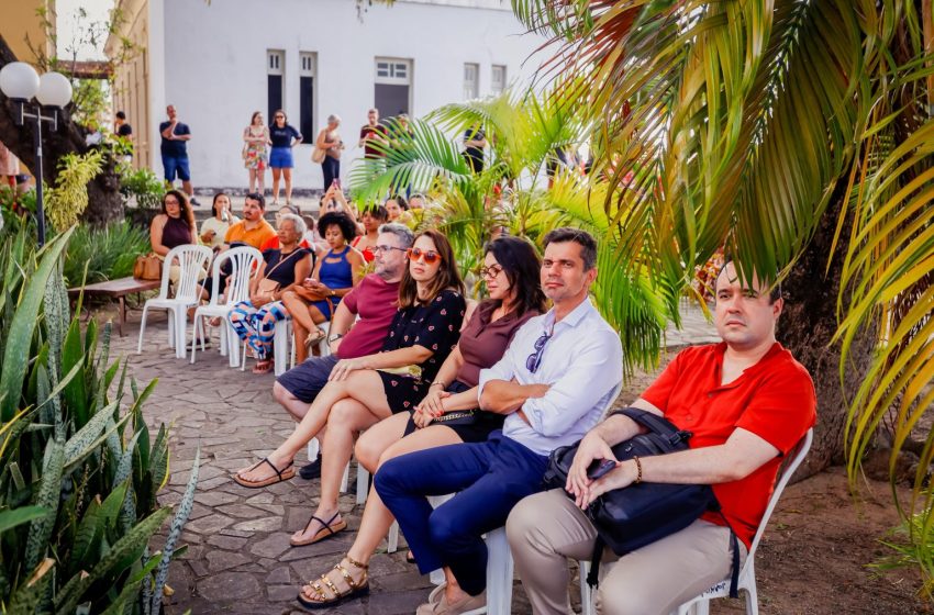  Festival de Arte Naïf reúne artistas de 20 estados brasileiros e 13 países