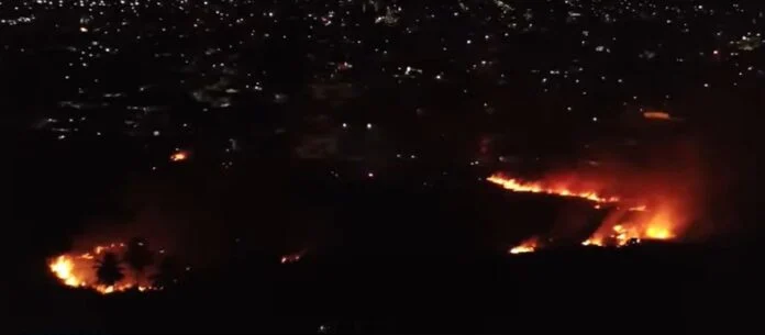  Incêndio de grandes proporções atinge terreno de fábrica têxtil no bairro do Geisel, em João Pessoa