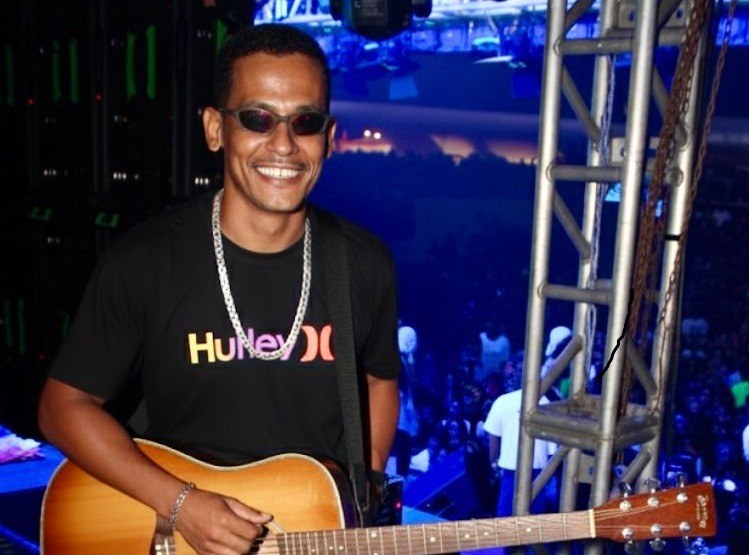  JC Nogueira se apresenta na Arena Transa Reggae nesta sexta-feira (12)