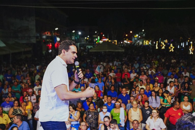  Lucas Ribeiro participa da inauguração da Adutora do Pajeú em Teixeira e celebra fim do colapso hídrico
