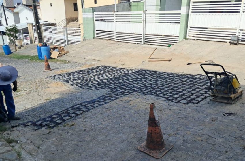  Seinfra mantém operação tapa-buraco em 13 bairros de João Pessoa nesta terça-feira (30)