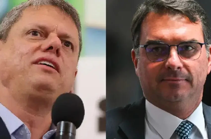 Tarcísio de Freitas afirma que Flávio Bolsonaro terá apoio do grupo bolsonarista, mas decisão eleitoral será tomada mais adiante